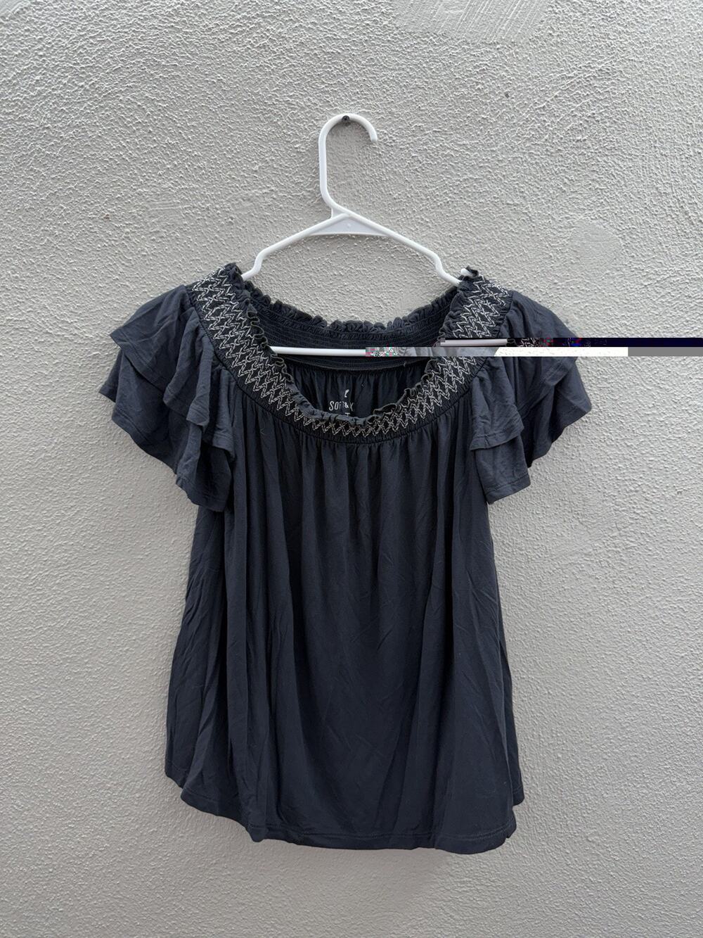 American Eagle Womens Shirt Size Medium Gray Off The Shoulder